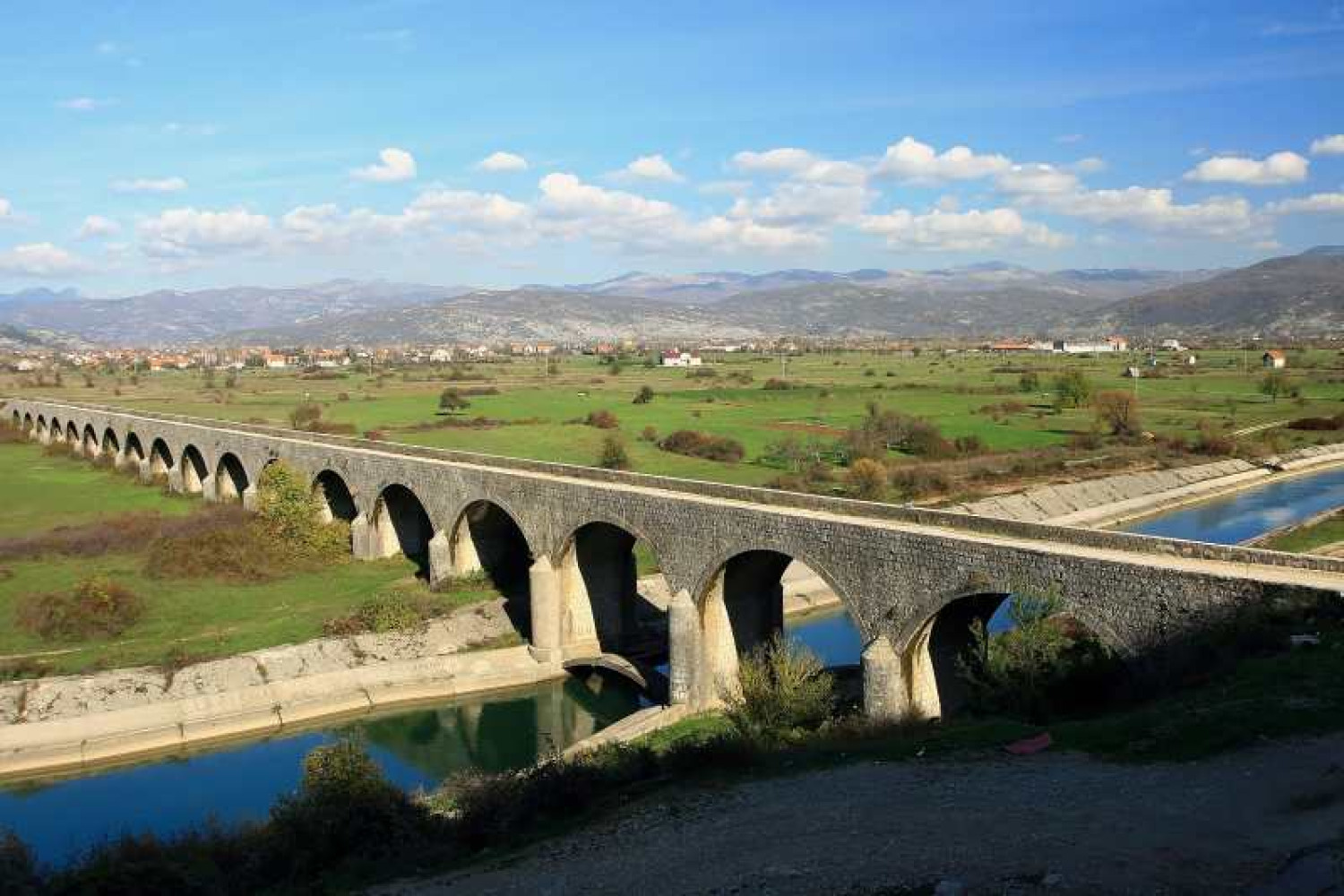 Informacije 
 
 
 
 
 
 
 Dobro došli!
 
 
 
 
 
 Mjesto vašeg studentskog života, Nikšić - grad mladosti